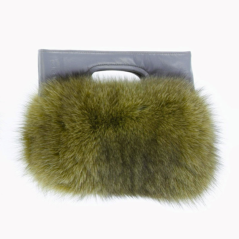 Fur bag with zipper