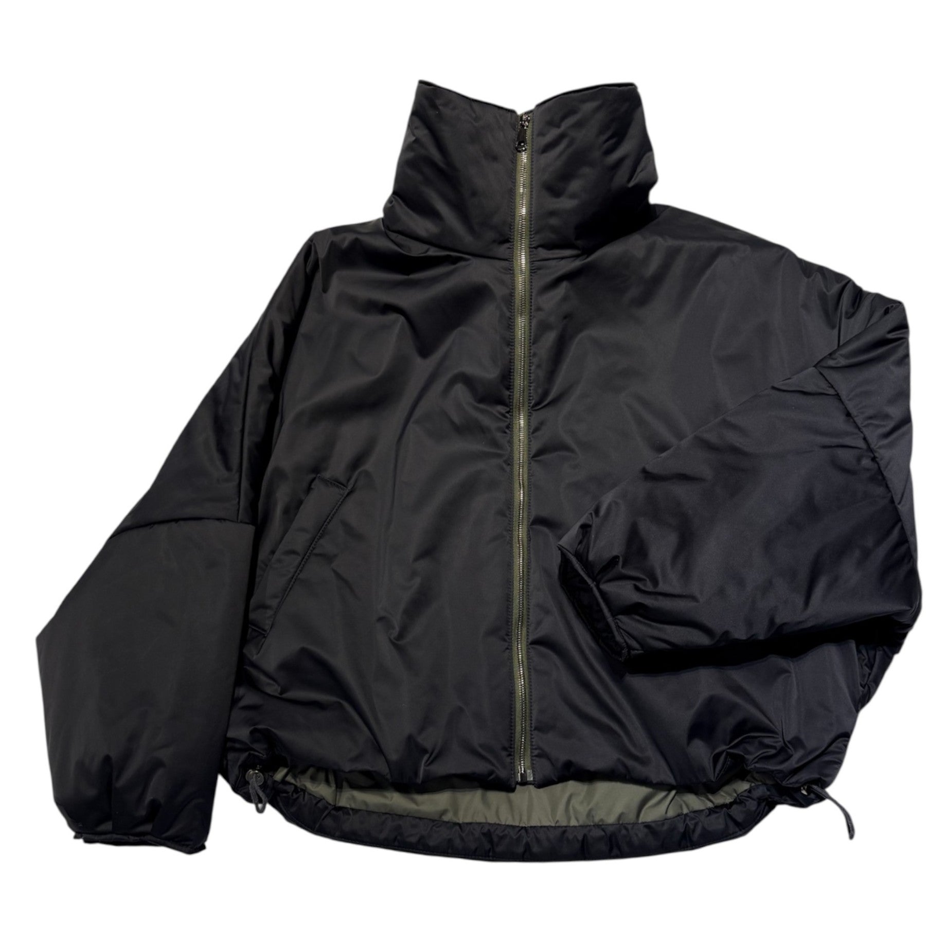 Funnel neck sporty puffer jacket for Winter 