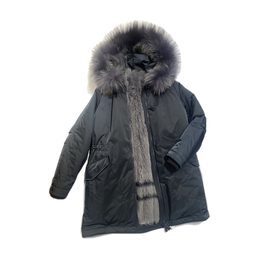 SHORT WOMEN'S PARKA WITH FUR LINING AND HOOD