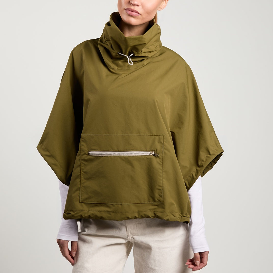 CHIMNEY-COLLAR WINDBREAKER PULLOVER