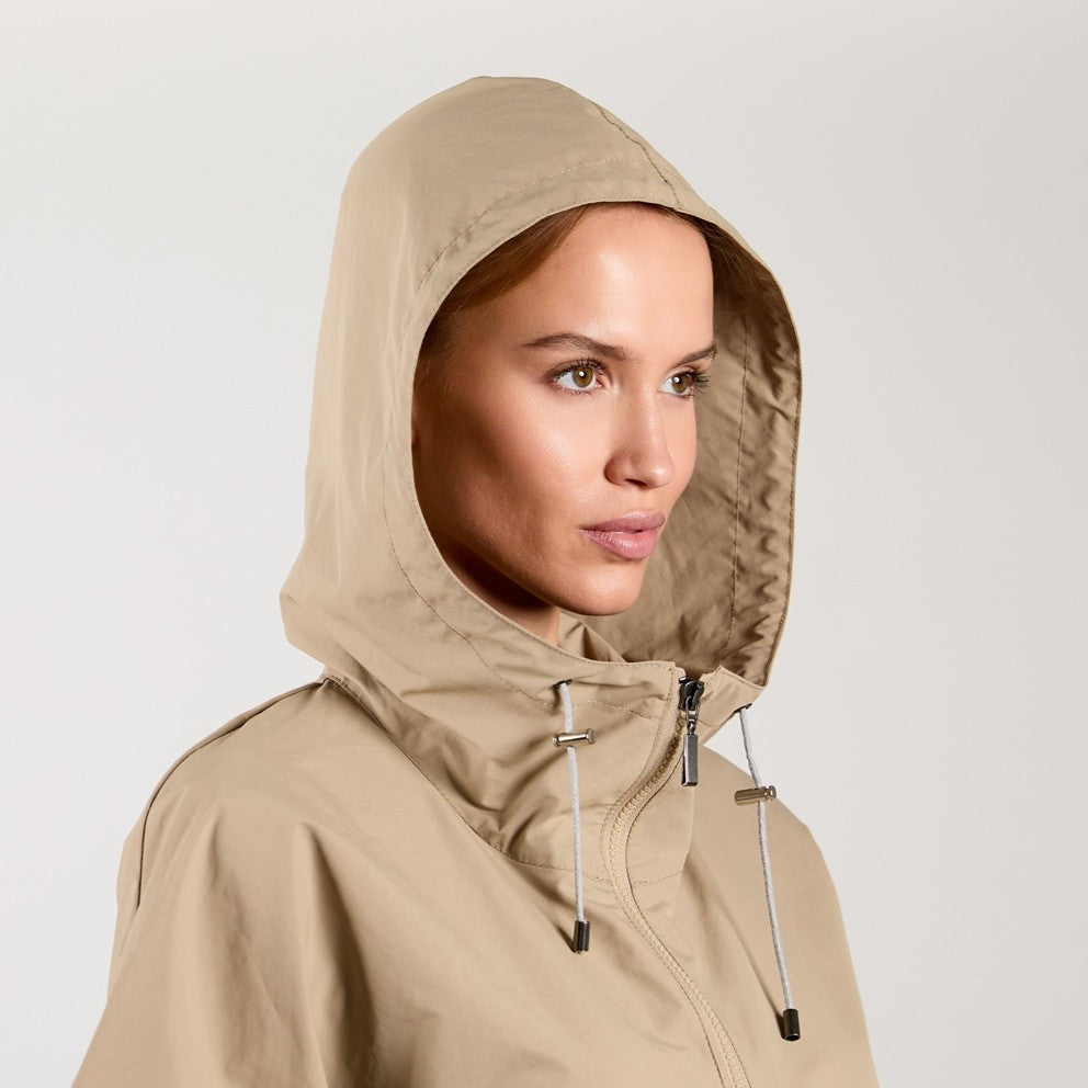 WINDBREAKER VEST WITH HOOD