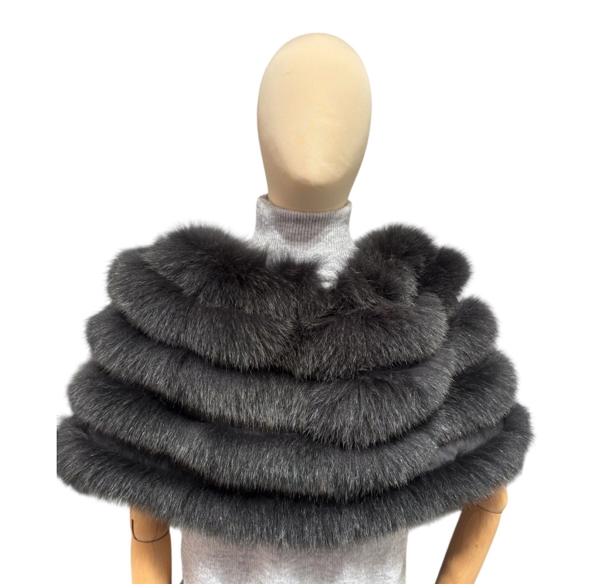 FOX FUR CAPE