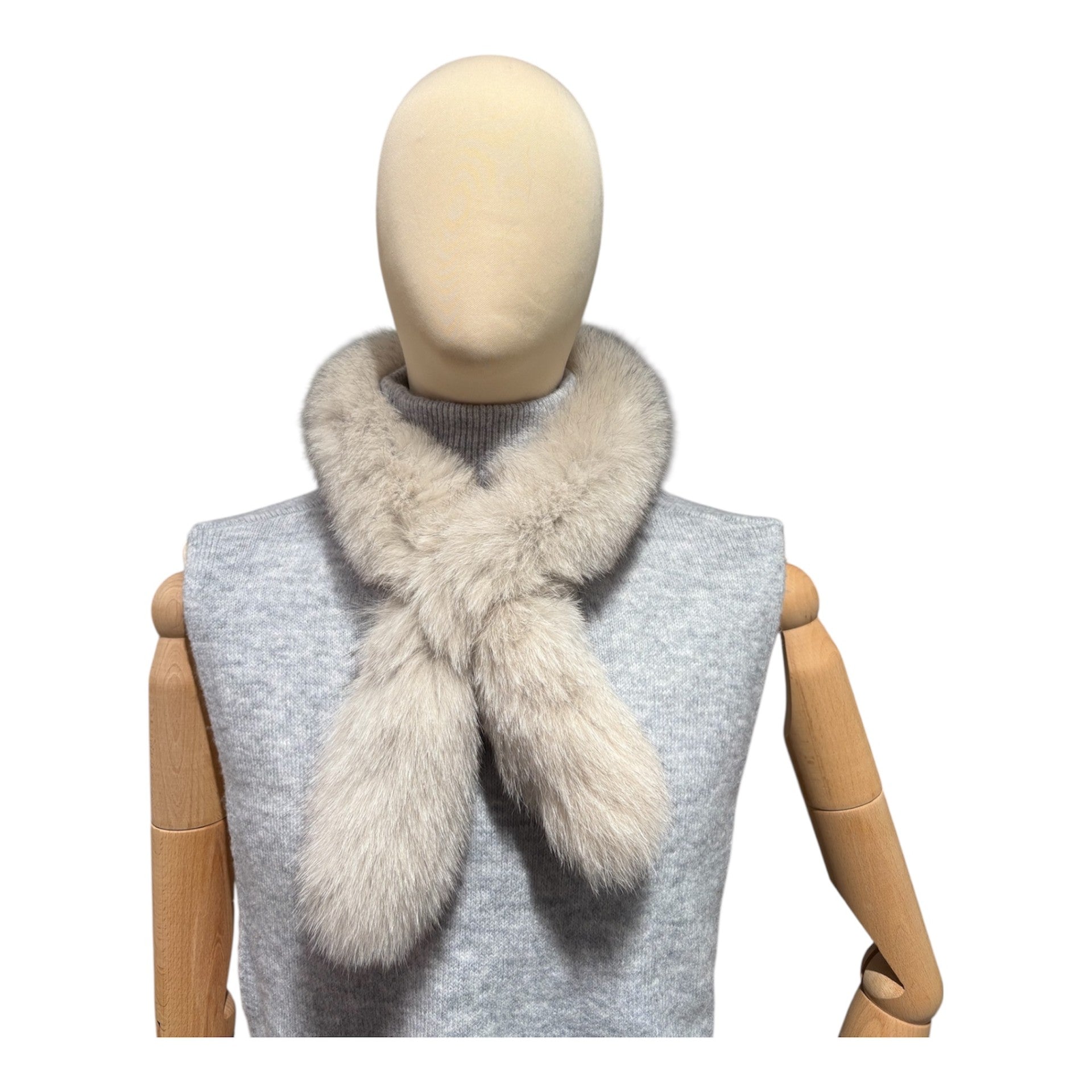 A beige fox fur scarf from FInland 