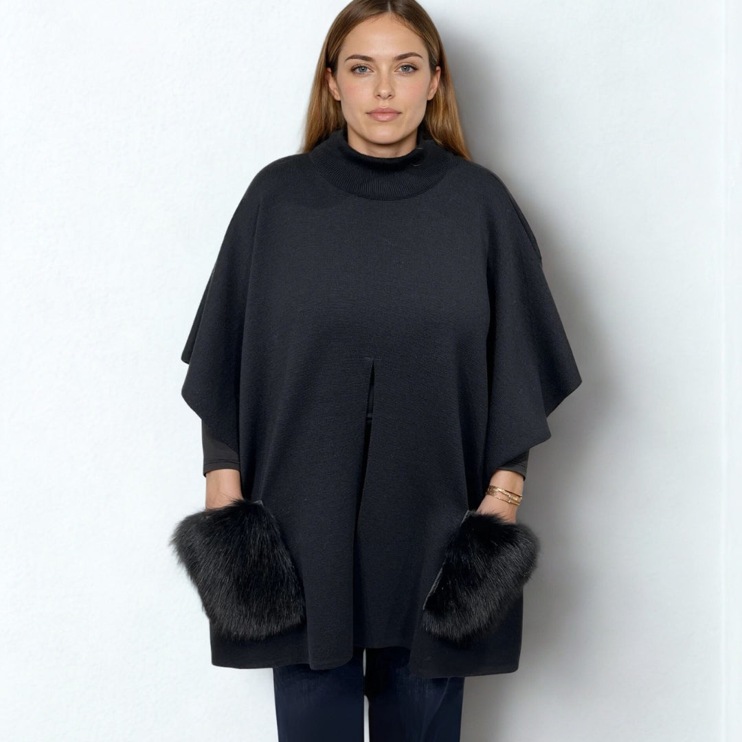 KNITTED PONCHO WITH FUR POCKETS