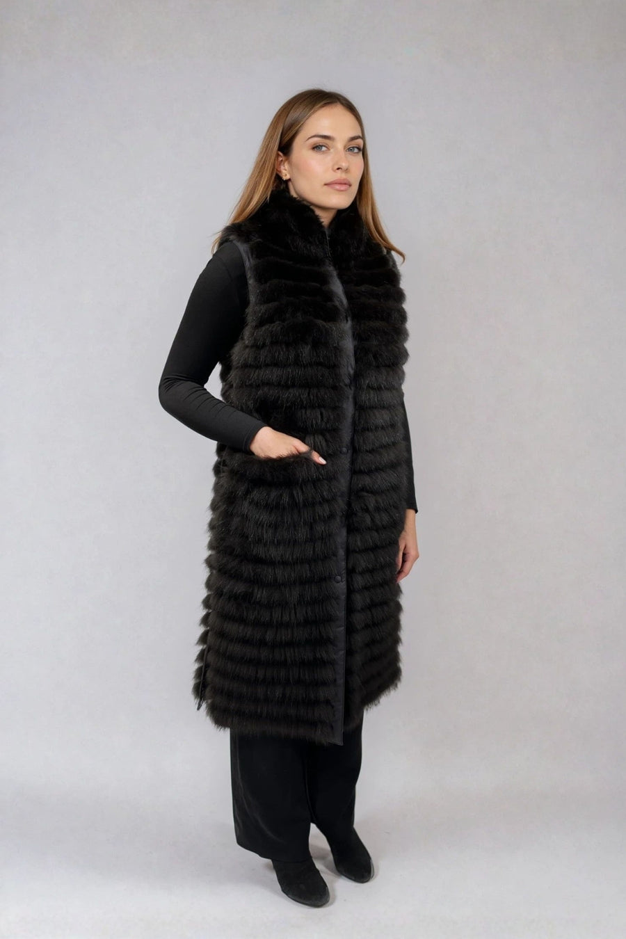 REVERSIBLE FUR VEST WITH COLLAR