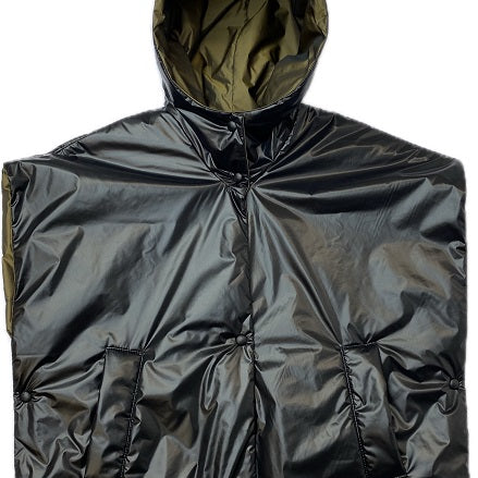 cropped padded gilet with hood 