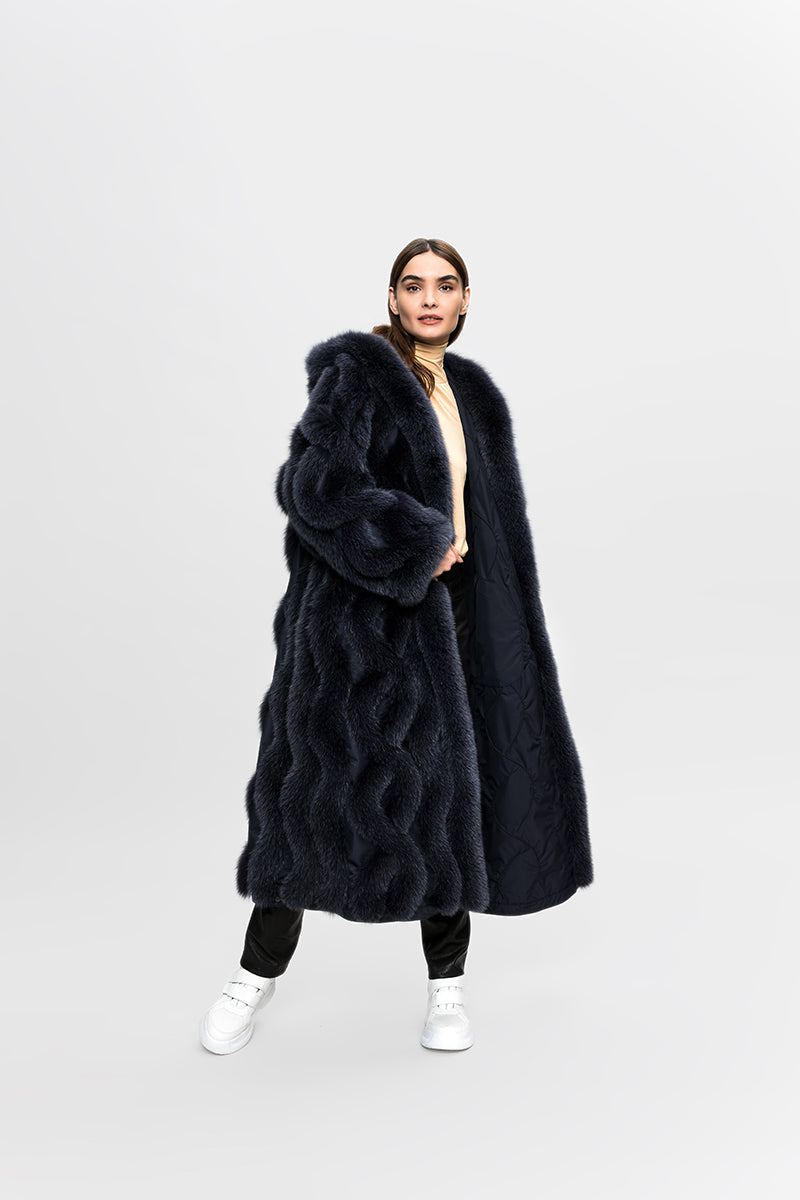 Extra long, light, reversible women's fur coat made from fox fur and light technical fabric