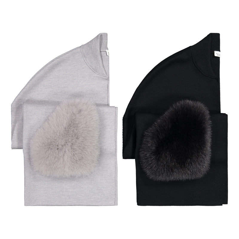 2 knitted classical merino vests with large pockets 