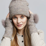 Young-woman-wearing-a-GEMMI-beanie-and-fingerless-gloves