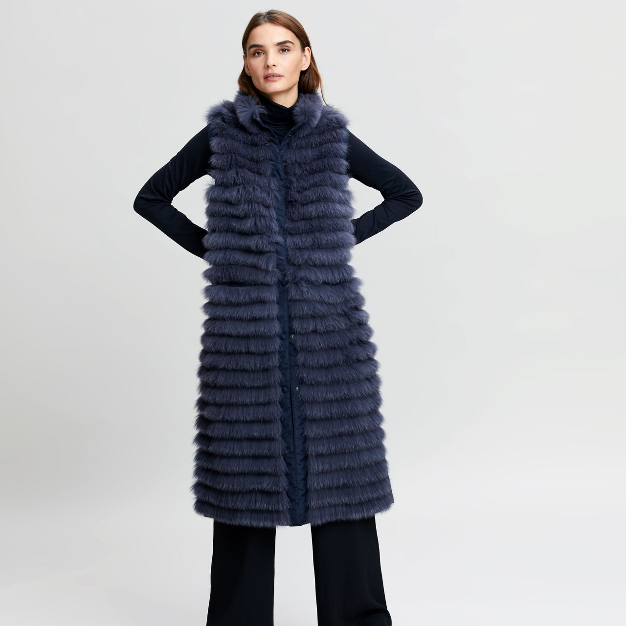 Women's Reversible fox fur vest Straight but slightly wider at the hem