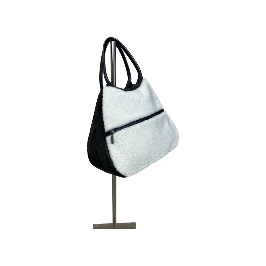 shopper in white merino lambskin and  leather handles 